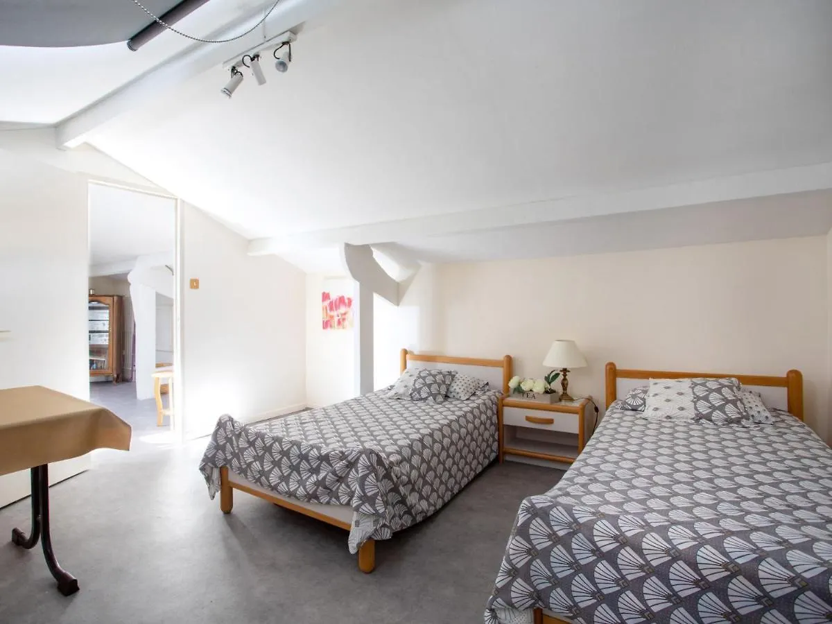 Apartment Le Flora By Interhome Villeneuve-Loubet France