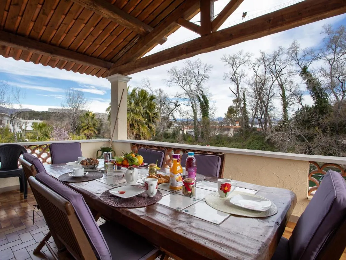 Apartment Le Flora By Interhome Villeneuve-Loubet