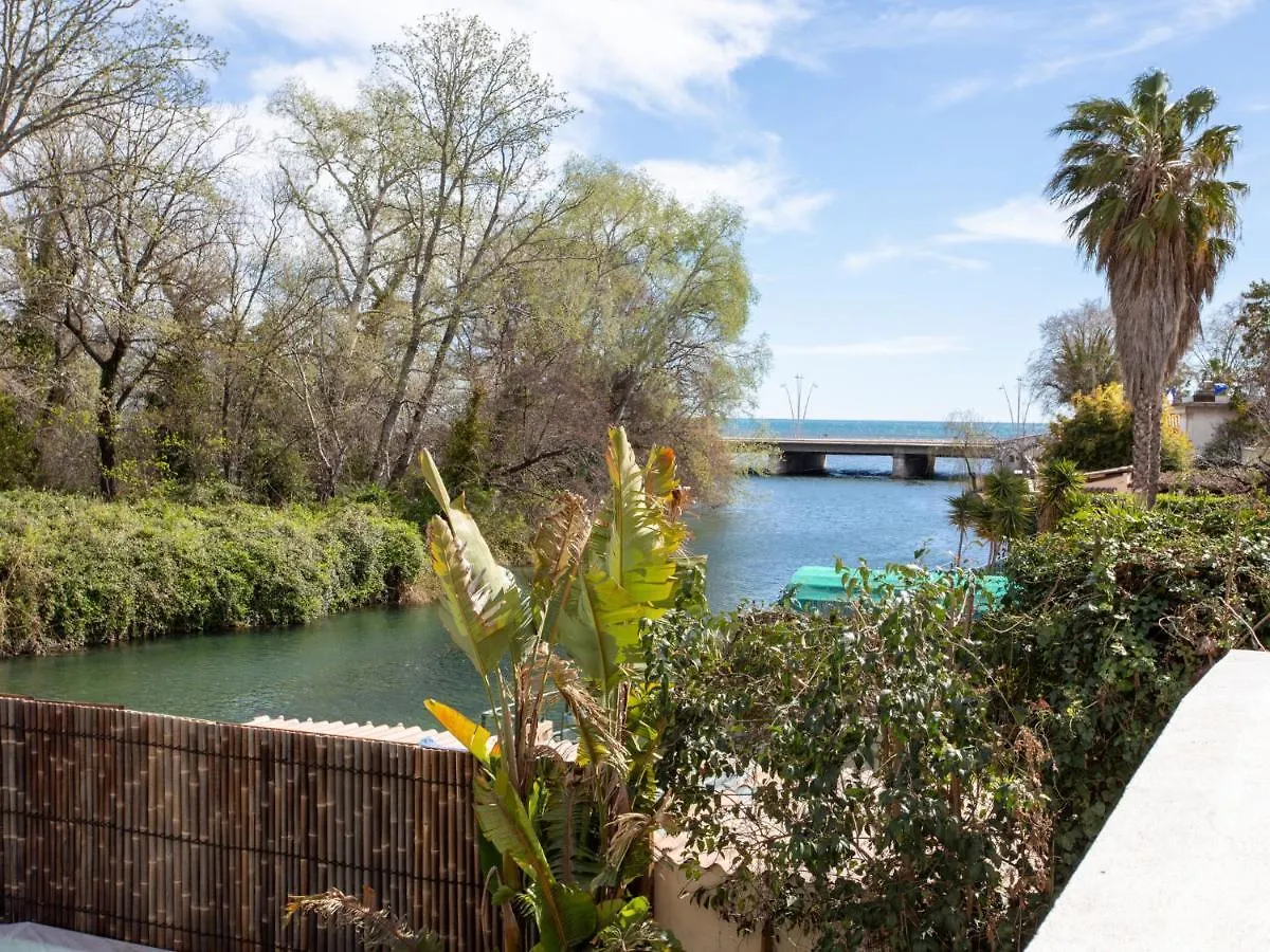 Apartment Le Flora By Interhome Villeneuve-Loubet